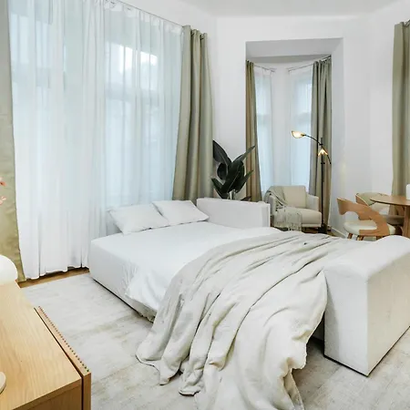 Rentero Cozy Wenceslas Square 700m Apartment, 公寓 *