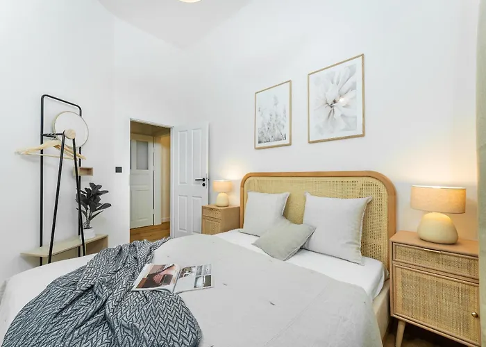 Cozy Wenceslas Square 700m Apartment, Apartament *